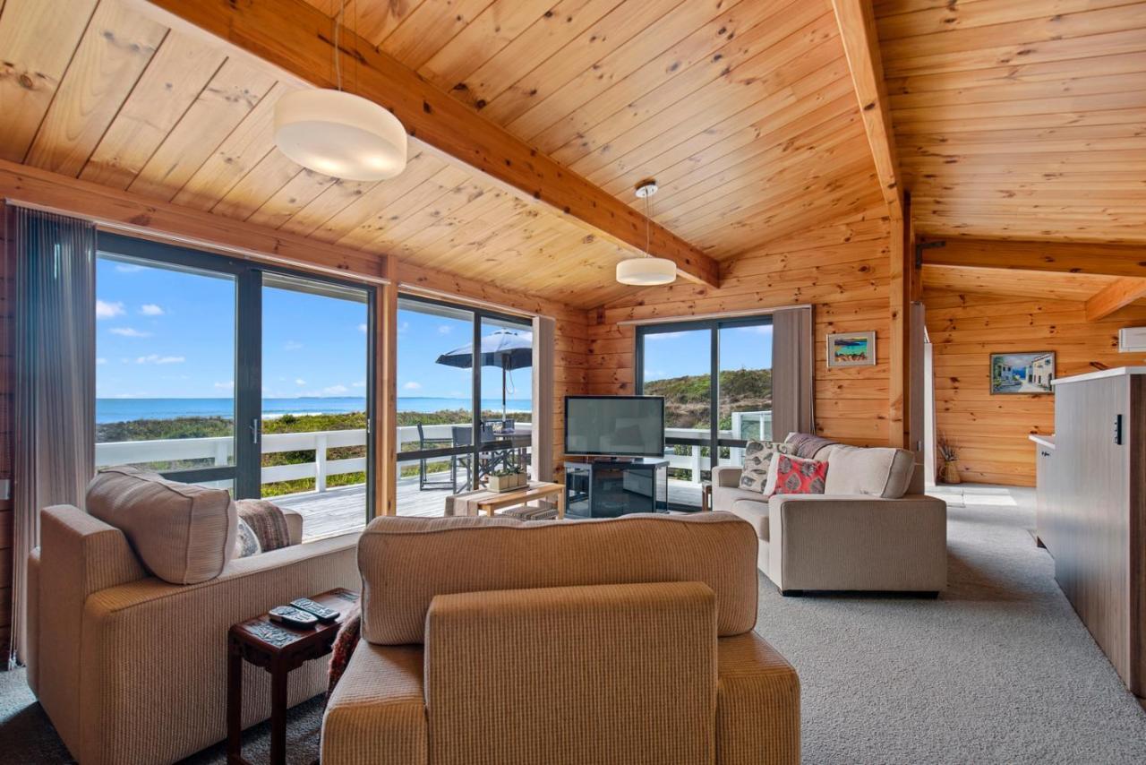 Oceanside Bach - Mount Maunganui Holiday Home Ngoại thất bức ảnh