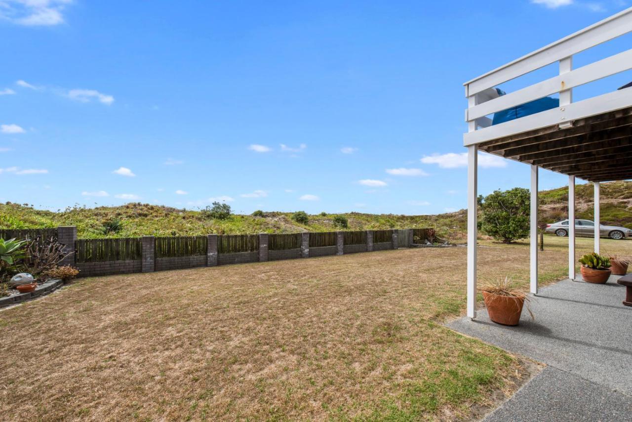 Oceanside Bach - Mount Maunganui Holiday Home Ngoại thất bức ảnh